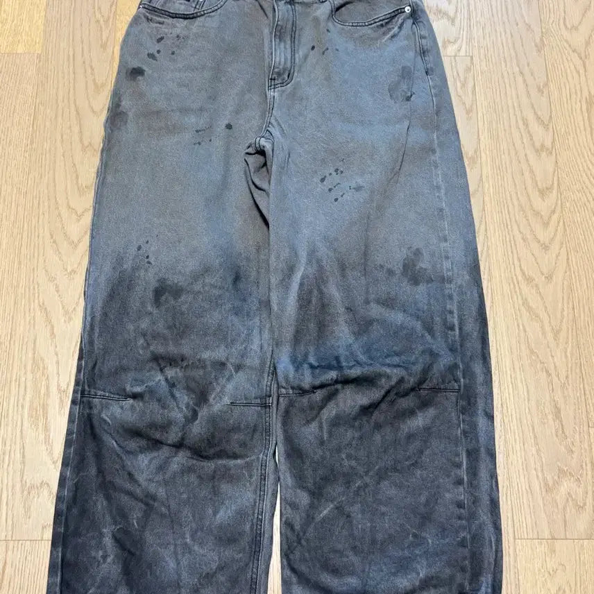 [BUNJANG] Akamm Dirty Gradient Denim Pants Gray / [2] 아캄 더티 그라데이션 데님 팬츠 그레이