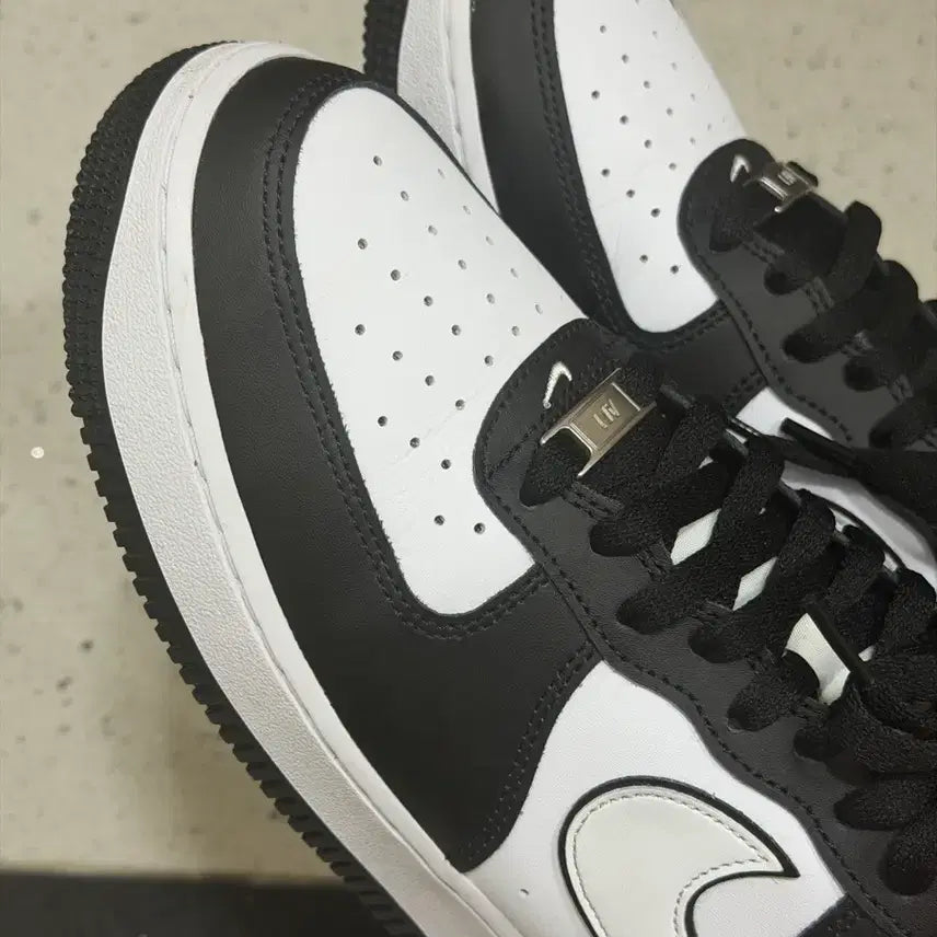 [BUNJANG] Nike Air Force Black White / 나이키 에어포스 블랙 화이트