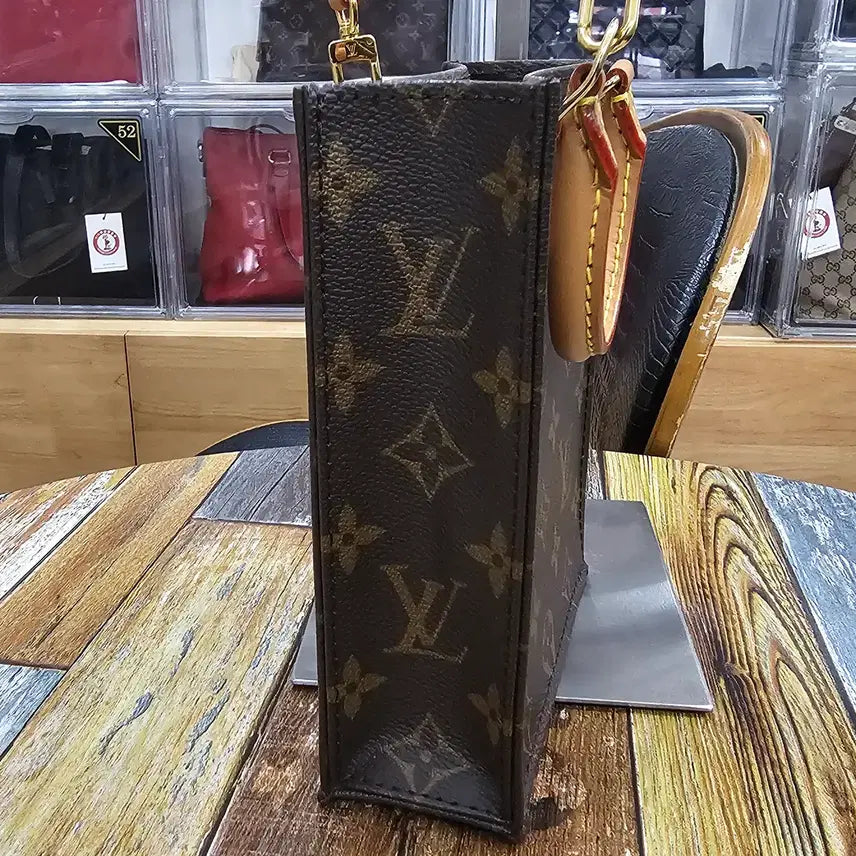 [BUNJANG] Louis Vuitton M69442 Petite Sac Plat / 루이비통 쁘띠 삭플라 M69442