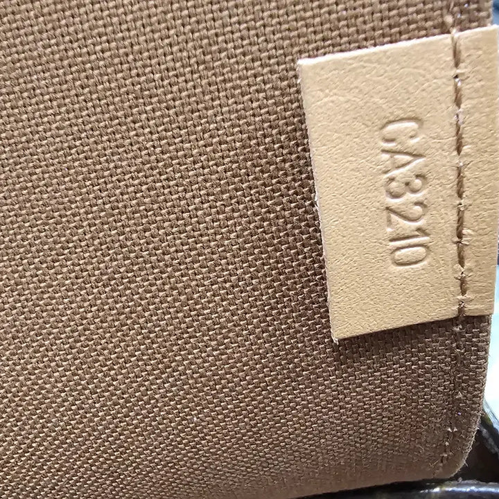 [BUNJANG] Louis Vuitton M69442 Petite Sac Plat / 루이비통 쁘띠 삭플라 M69442