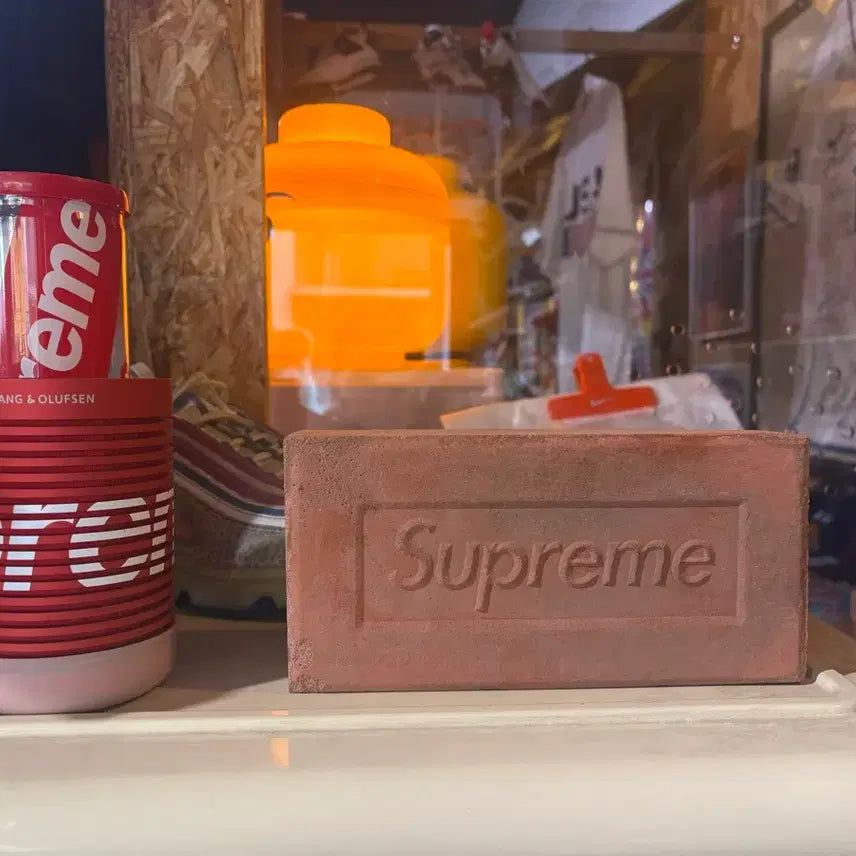 [BUNJANG] Supreme Brick / 슈프림 벽돌