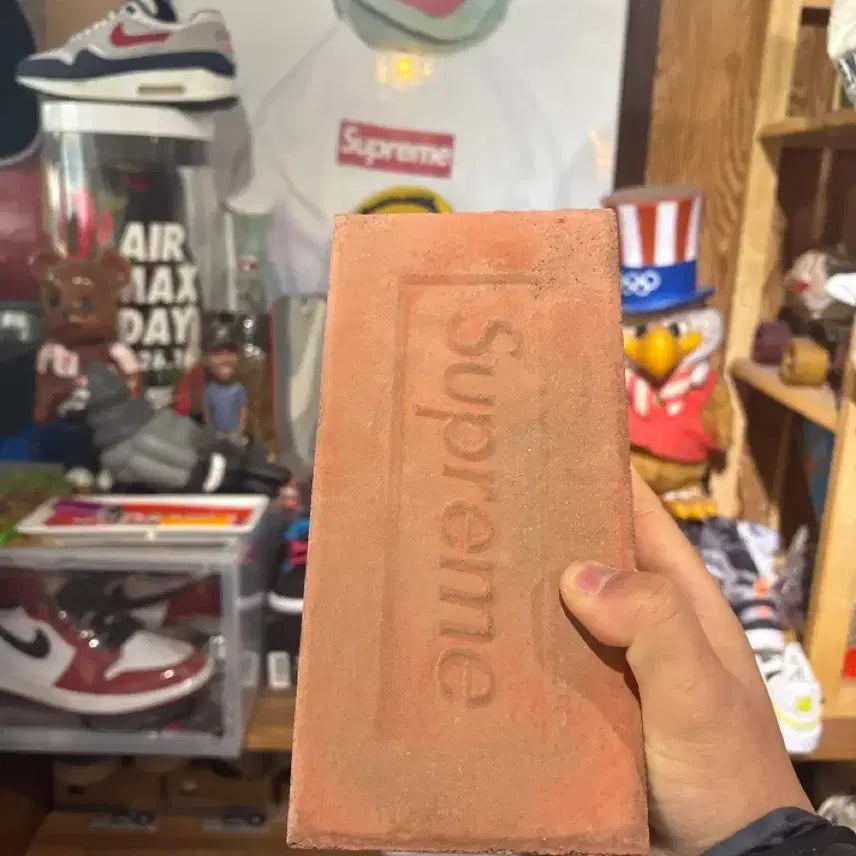 [BUNJANG] Supreme Brick / 슈프림 벽돌