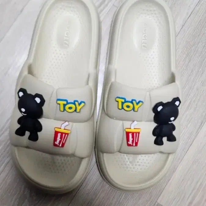 [BUNJANG] GGGLU Toy Character Slippers / (새제품)GGGLU 토이 캐릭터 슬리퍼