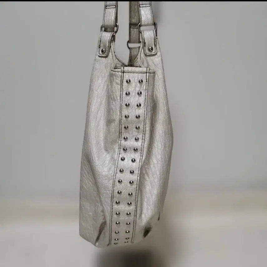 [BUNJANG] Silver Studded Vintage Bag / 실버 스터드 빈티지백