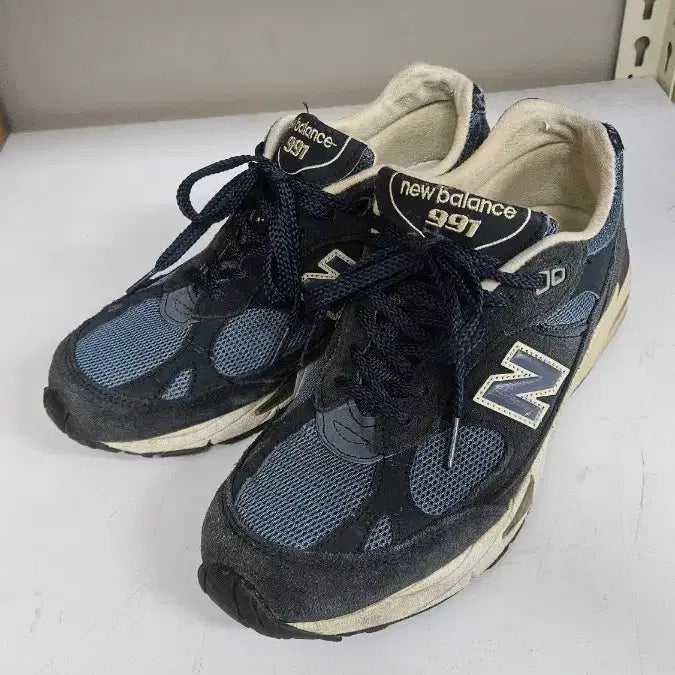 [BUNJANG] New Balance 991 Navy Sneakers / 뉴발란스 991 네이비