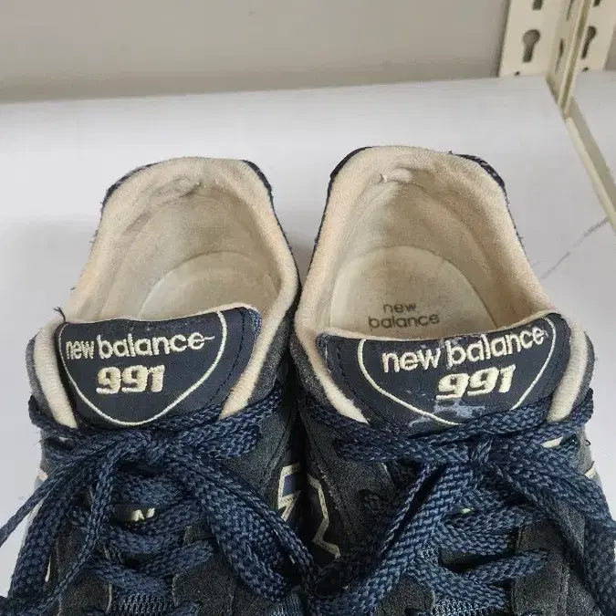 [BUNJANG] New Balance 991 Navy Sneakers / 뉴발란스 991 네이비