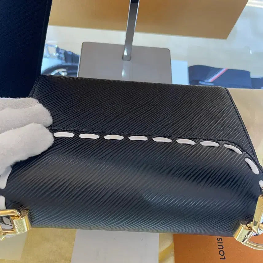 [BUNJANG] Louis Vuitton Twist PM Shoulder Bag / [정품] 루이비통 트위스트 pm 숄더 백