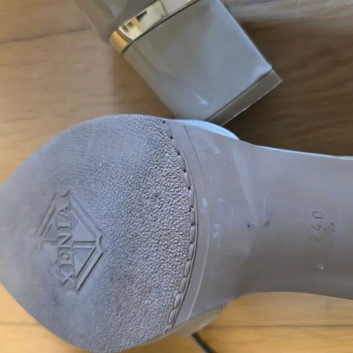 [BUNJANG] XENIA Beige Slingback Pumps (240) / [정품]  XENIA 베이지 슬링백 펌프스 240