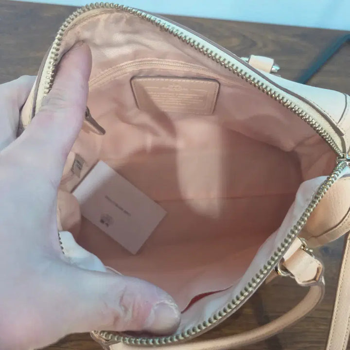 [BUNJANG] Coach Leather Crossbody Bag / 코치 가죽 크로스백