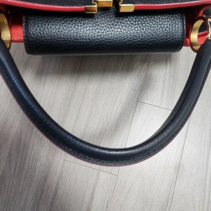 [BUNJANG] Louis Vuitton Capucines MM / 루이비통 카퓌신 MM