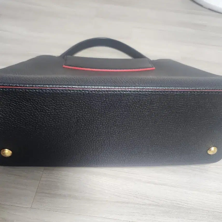 [BUNJANG] Louis Vuitton Capucines MM / 루이비통 카퓌신 MM