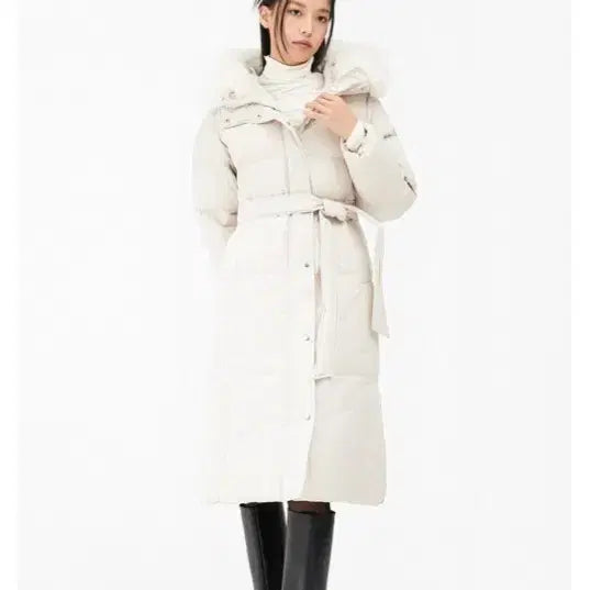 [BUNJANG] Mise-en-scene Slim Fit Long Padded Jacket (Ivory, M) / 미쏘 슬림핏 롱패딩 아이보리(M)