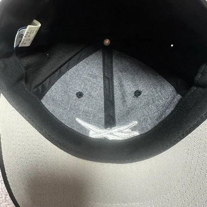 [BUNJANG] Reebok OG Logo Black Cap / 최종 가격) 리복 og 로고 블랙 모자