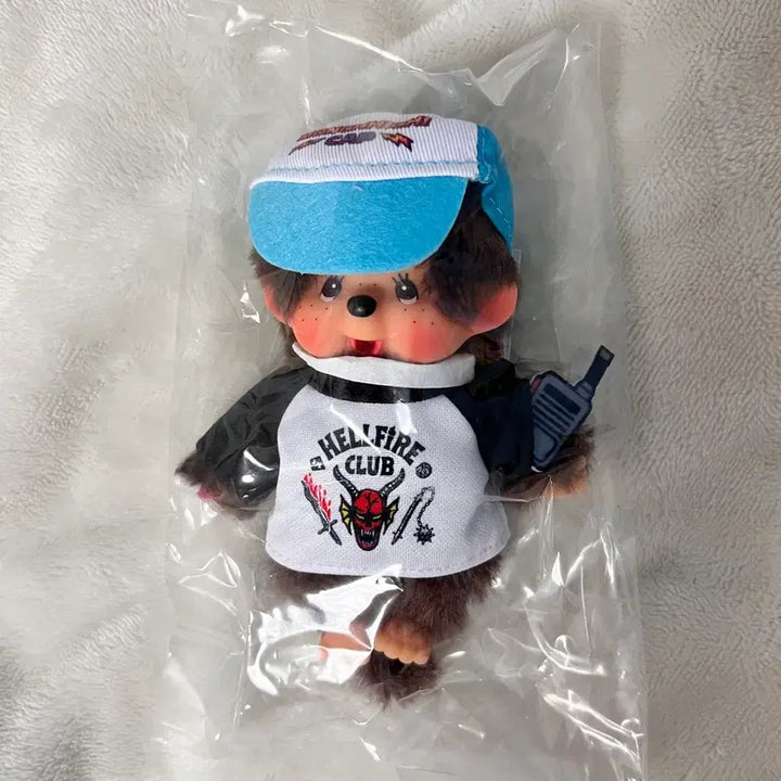 [BUNJANG] Monchhichi Stranger Things Hellfire Club / 몬치치 X 기묘한 이야기 (Hellfire Club)