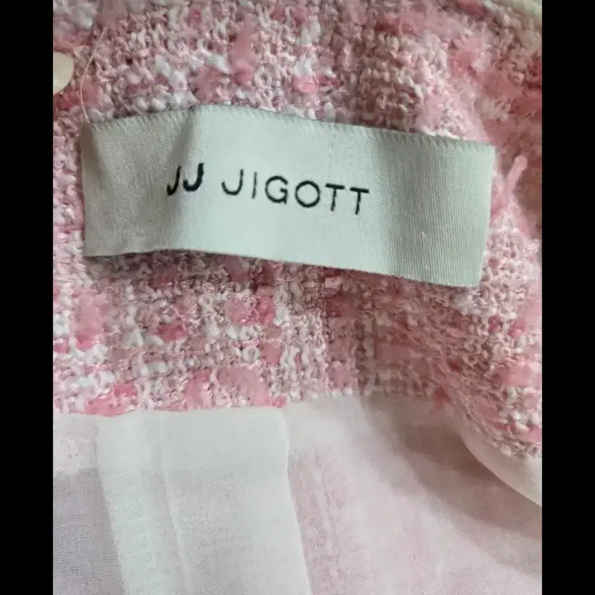 [BUNJANG] JJ JIGOTT Pink Tweed Jacket / JJ지고트 핑크 트위드65.000-60.000(행사)