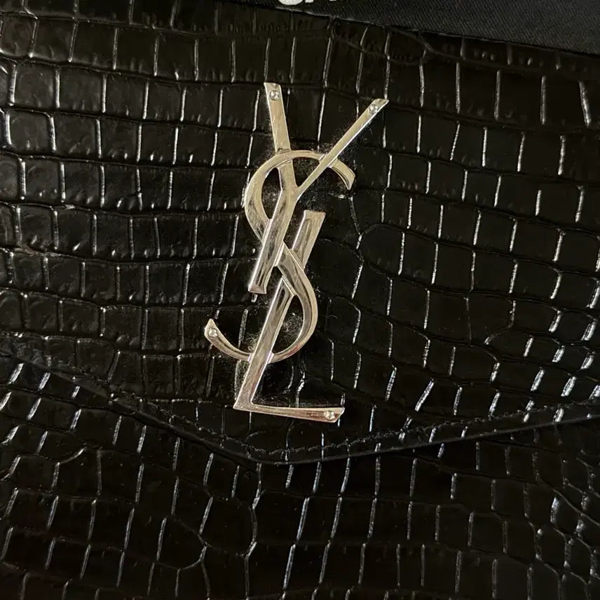 [BUNJANG] Saint Laurent Uptown Clutch / 생로랑 업타운 클러치