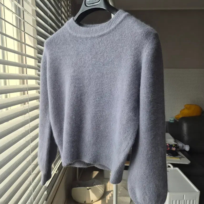 [BUNJANG] Wool Blend Raccoon Style Knit Sweater / 새제품,동영상) 울혼방 라쿤st. 연퍼플그레이빛 오묘색상 니트 55