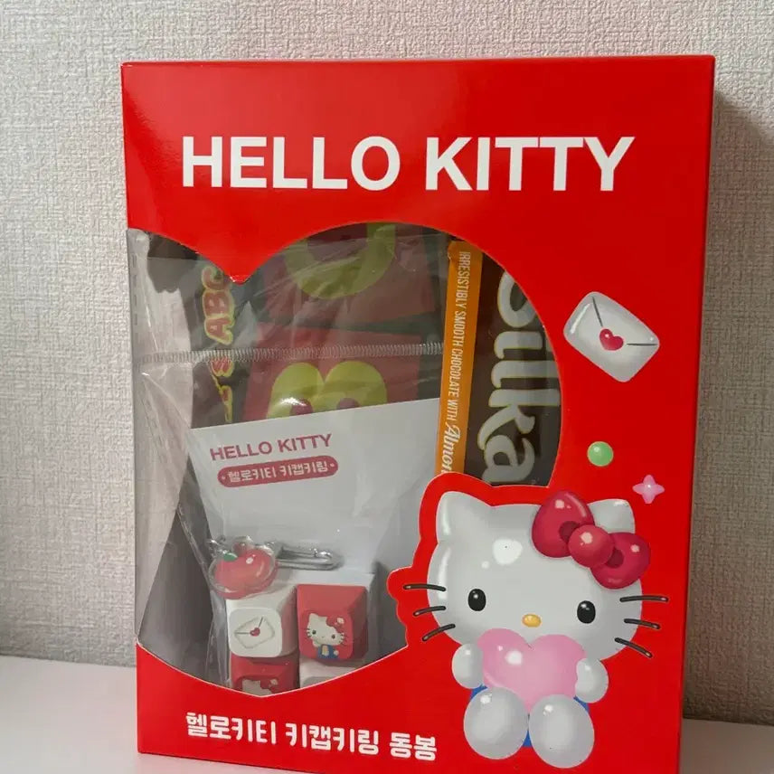 [BUNJANG] SEVENTEEN Hello Kitty Keycap Keyring / 헬로키티 키캡 키링 세븐일레븐