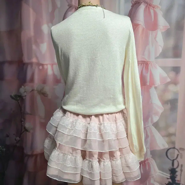 [SOLD OUT] Chesty 은은하게 고급스런 보석 가디건