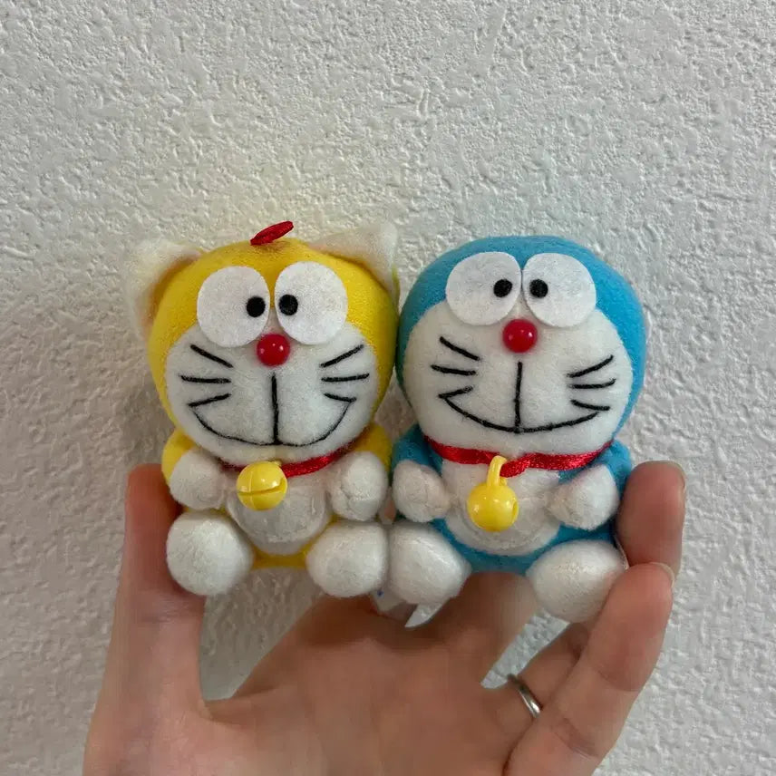 [BUNJANG] Vintage Doraemon Twin Plush / 빈티지인형 노란 도라에몽 쌍둥이