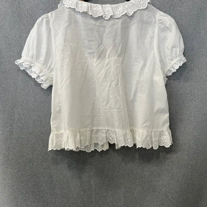 [BUNJANG] H&amp;M White Punch Lace Blouse / H&amp;M 화이트 펀칭 레이스 블라우스