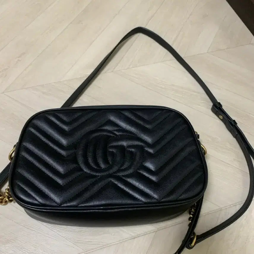 [BUNJANG] Gucci Matelassé Mini Chain Bag / 구찌 마틀러세 블랙 미니 체인백/새거수준(번개케어 가능)