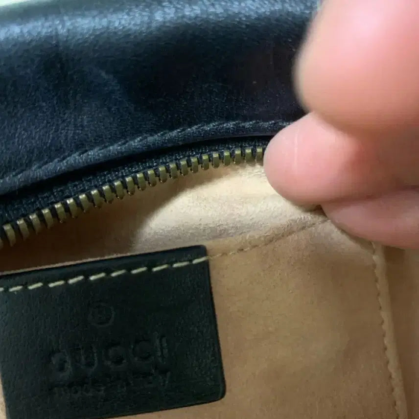 [BUNJANG] Gucci Matelassé Mini Chain Bag / 구찌 마틀러세 블랙 미니 체인백/새거수준(번개케어 가능)