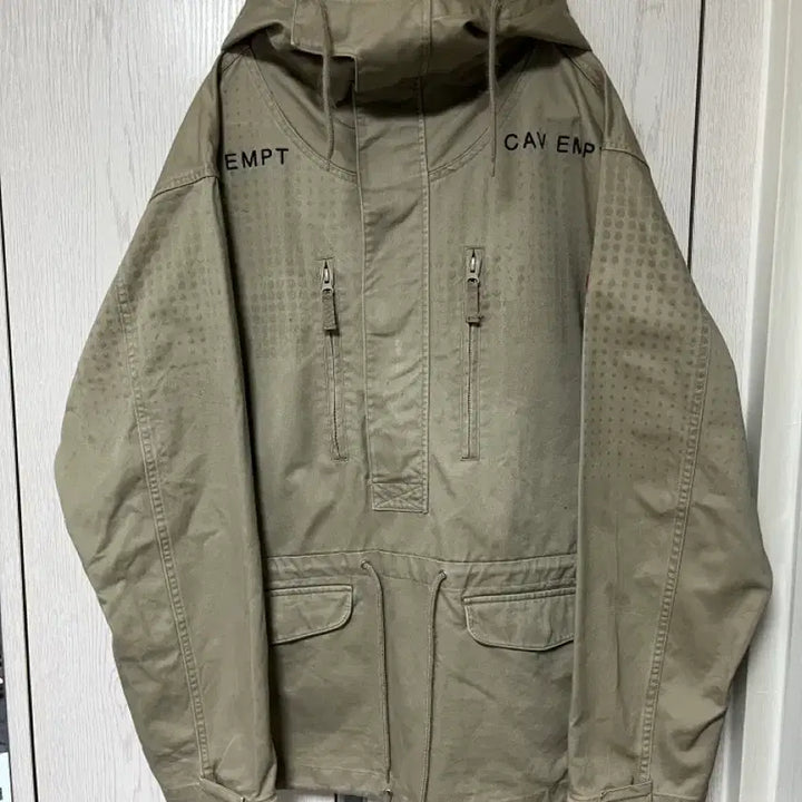 [BUNJANG] Cav Empt Twill Cotton Anorak Khaki Beige / CAVEMPT 카브엠트 트윌코튼 아노락 카키베이지 L