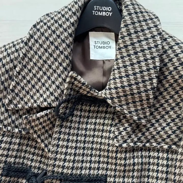 [BUNJANG] Studio Tomboy Houndstooth Duffel Coat / 스튜디오 톰보이 하운드체크 더플코트