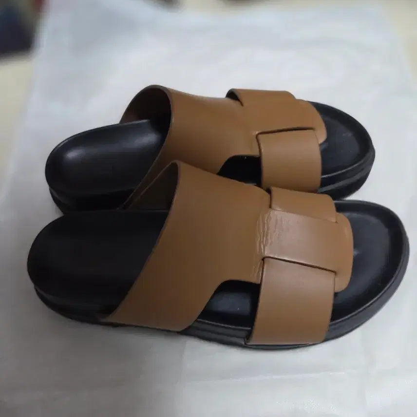[BUNJANG] Time Homme Leather Slippers (Brown/Black) - Size 270 / 타임옴므  정품 브라운+블랙 가죽 슬리퍼 270사이즈