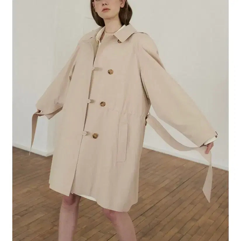 [BUNJANG] Overdue Flare Beige Trench Coat / 오버듀플레어 트렌치코트