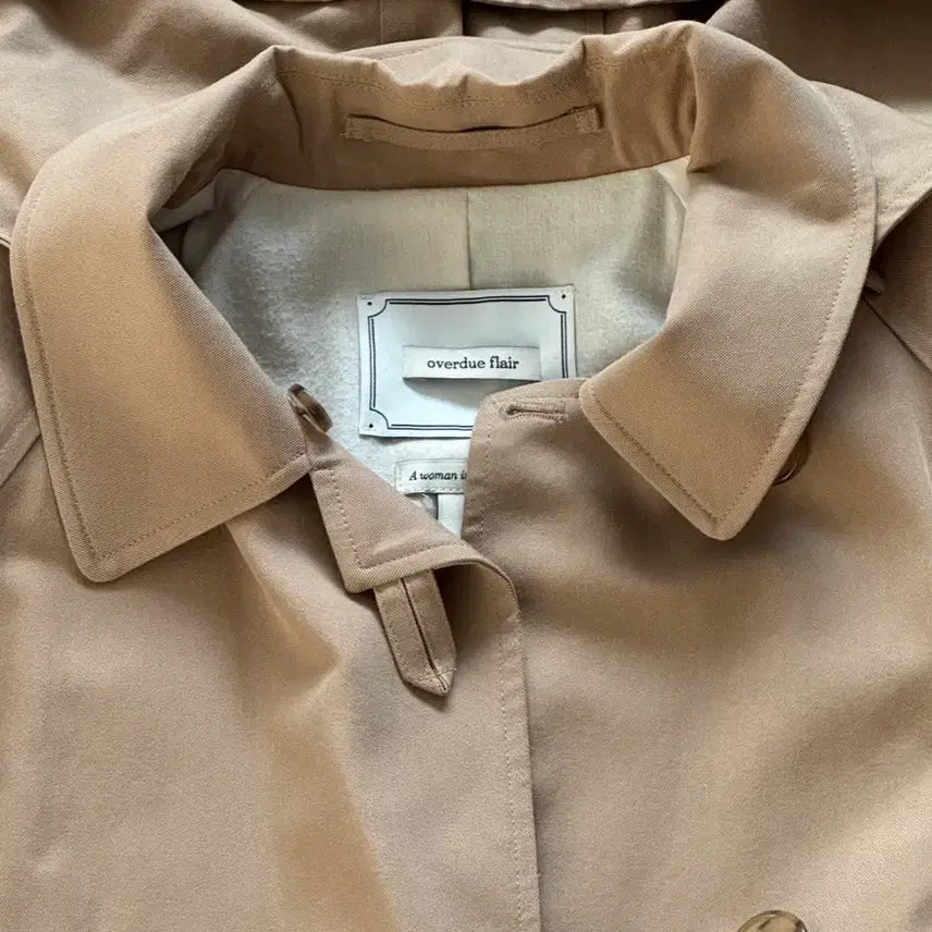 [BUNJANG] Overdue Flare Beige Trench Coat / 오버듀플레어 트렌치코트