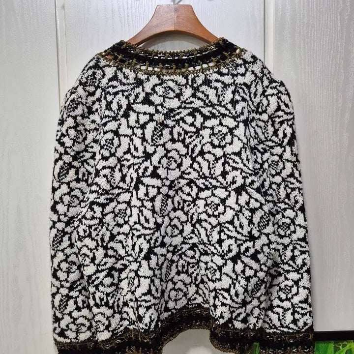 [BUNJANG] Vintage Pattern Knit Cardigan Jacket / (세일)빈티지 블랙/화이트 패턴 니트 가디건 자켓