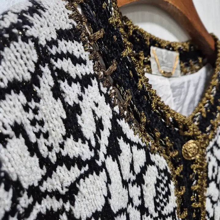 [BUNJANG] Vintage Pattern Knit Cardigan Jacket / (세일)빈티지 블랙/화이트 패턴 니트 가디건 자켓