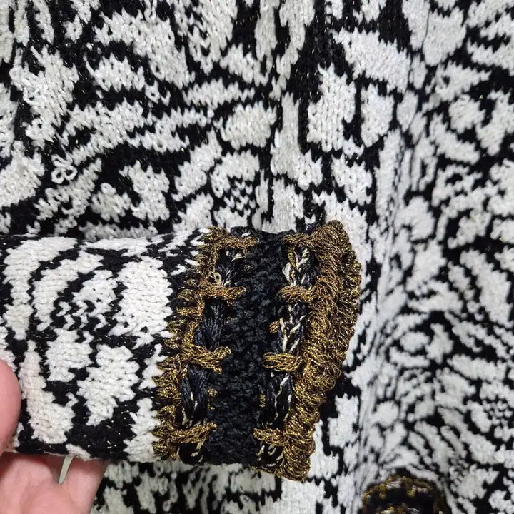 [BUNJANG] Vintage Pattern Knit Cardigan Jacket / (세일)빈티지 블랙/화이트 패턴 니트 가디건 자켓