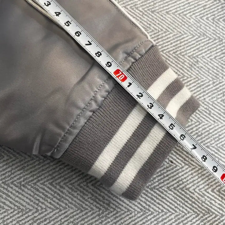 [BUNJANG] Vintage Satin Varsity Jacket - Silver / VIntage 스카잔 새틴 바시티 자켓 블루종 L 실버