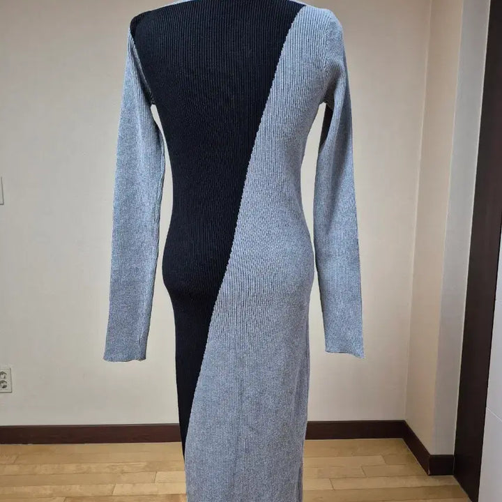 [BUNJANG] Two-Tone Ribbed Knit Long Dress / 투톤 골지 니트 롱 원피스
