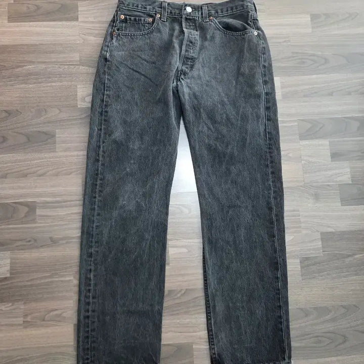 [SOLD OUT] 90s 빈티지 리바이스 501 블랙 [33x30] usa