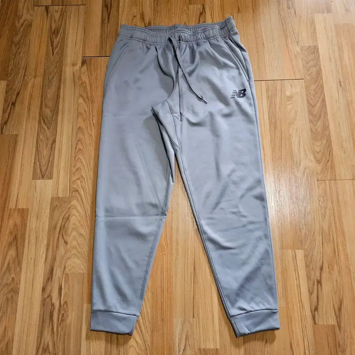 [BUNJANG] New Balance MP23022 Fleece Pants (L) / (새상품)뉴발란스 MP23022 플리스팬츠 (L). 뉴발란스 남성팬츠.