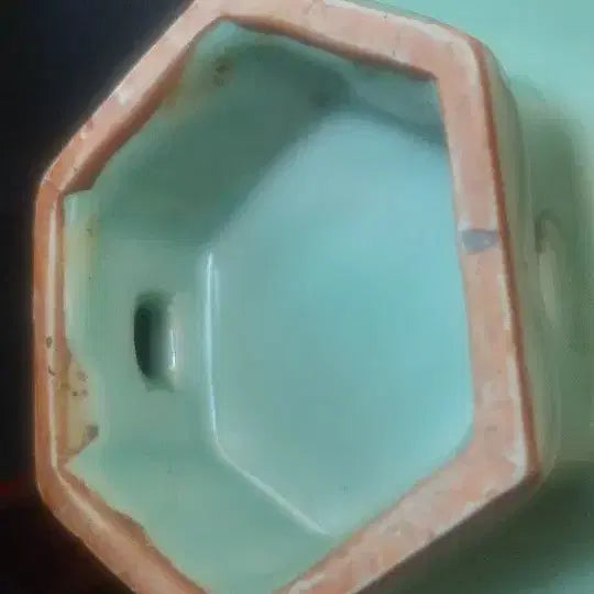 [BUNJANG] Yongcheon-yo Hexagonal Vase / 용천요 6각  양이병