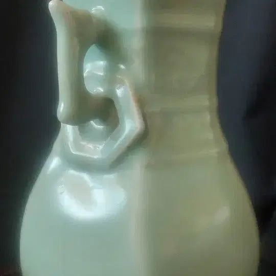 [BUNJANG] Yongcheon-yo Hexagonal Vase / 용천요 6각  양이병