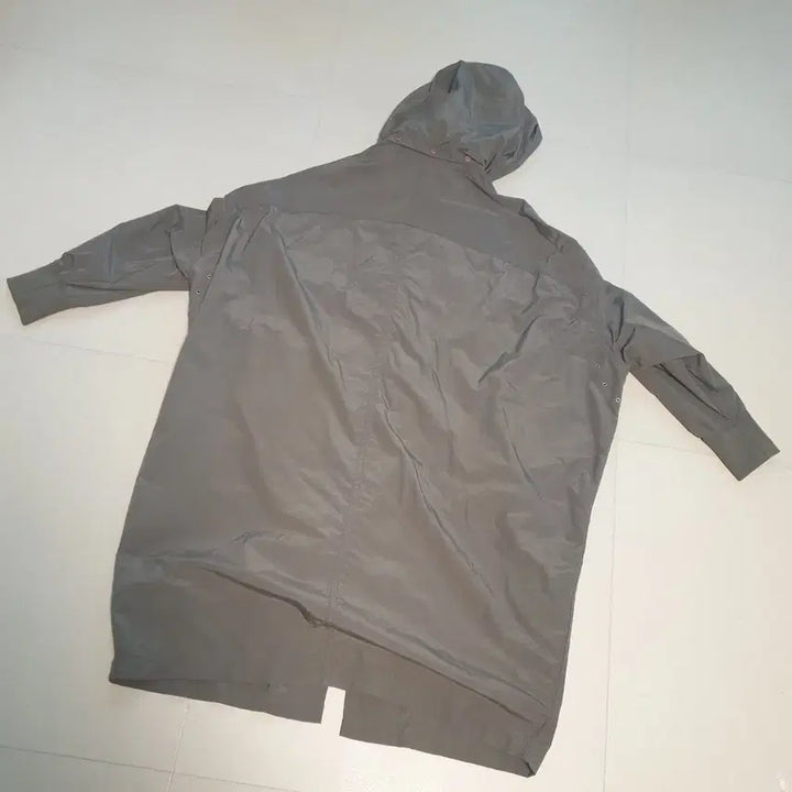 [BUNJANG] Sisley Windbreaker Jacket / 시슬리 바람막이 바스락 롱후드 점퍼