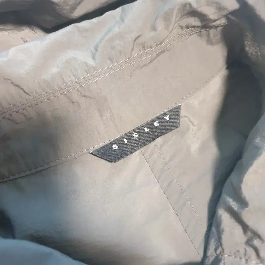 [BUNJANG] Sisley Windbreaker Jacket / 시슬리 바람막이 바스락 롱후드 점퍼