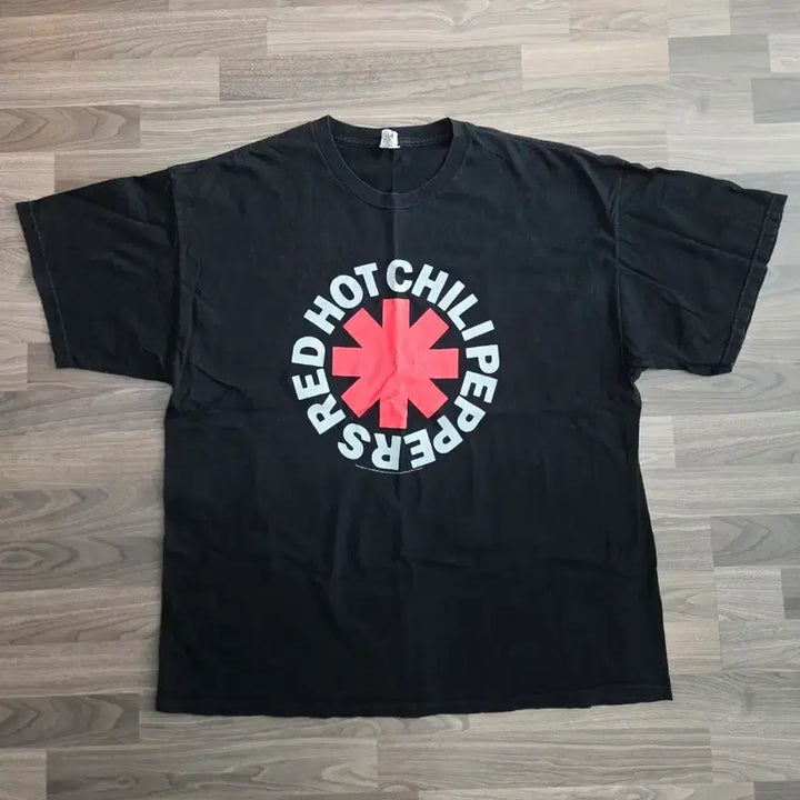 [BUNJANG] Red Hot Chili Peppers 2006 Band T-Shirt 2XL / 00s 레드핫칠리페퍼스 밴드티 [2xl]