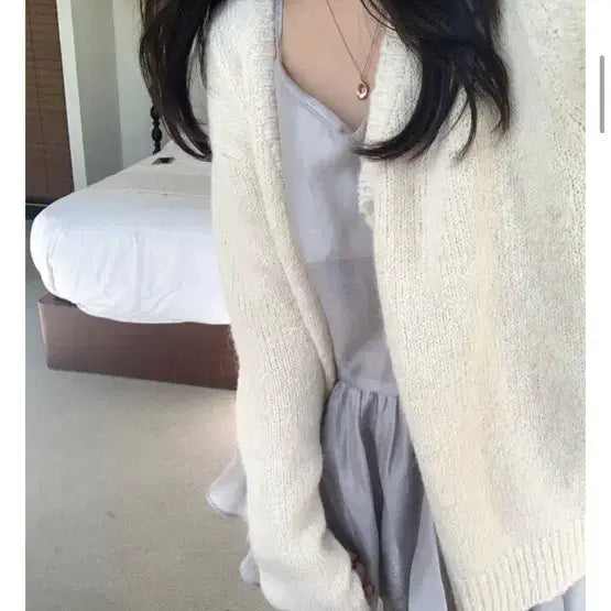 [BUNJANG] Rouge Fit Wool Blend Knit Cardigan - Ivory / 에이블리 지그재그 루즈핏 아이보리 울혼방 니트 가디건