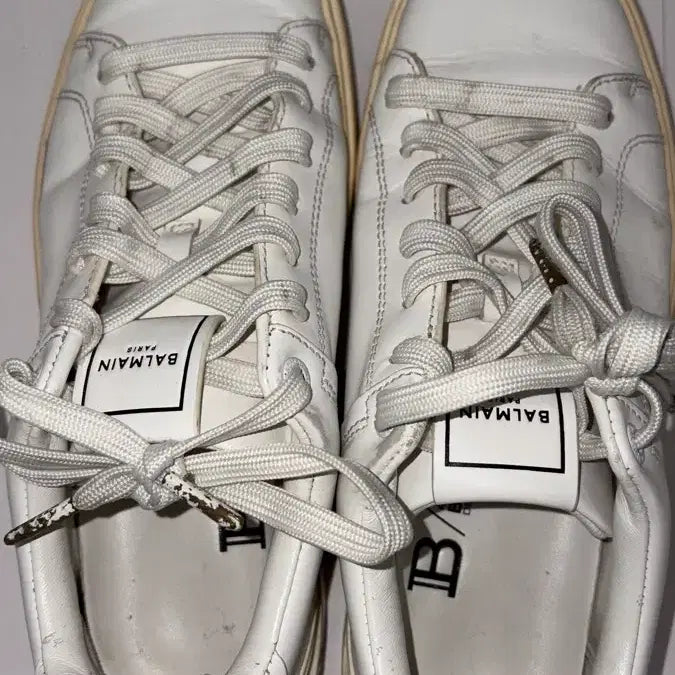 [BUNJANG] Balmain White Sneakers / 발망 화이트 스니커즈