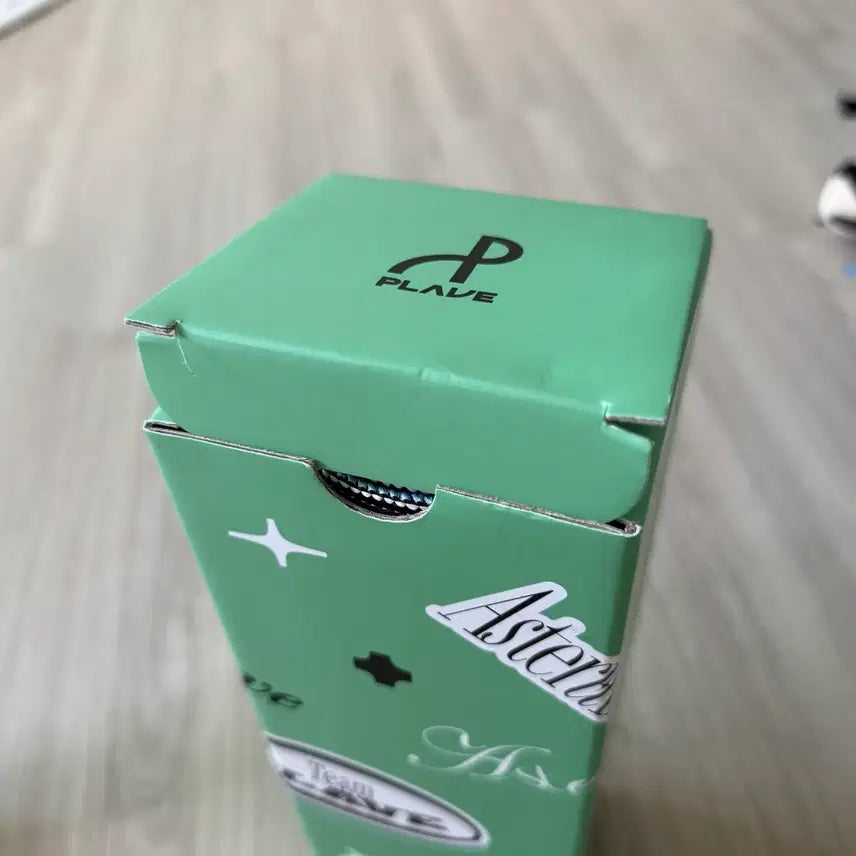 [BUNJANG] PLAVE Yejun Desk Mat / 플레이브 육여름 데스크매트 판매 (사용x)