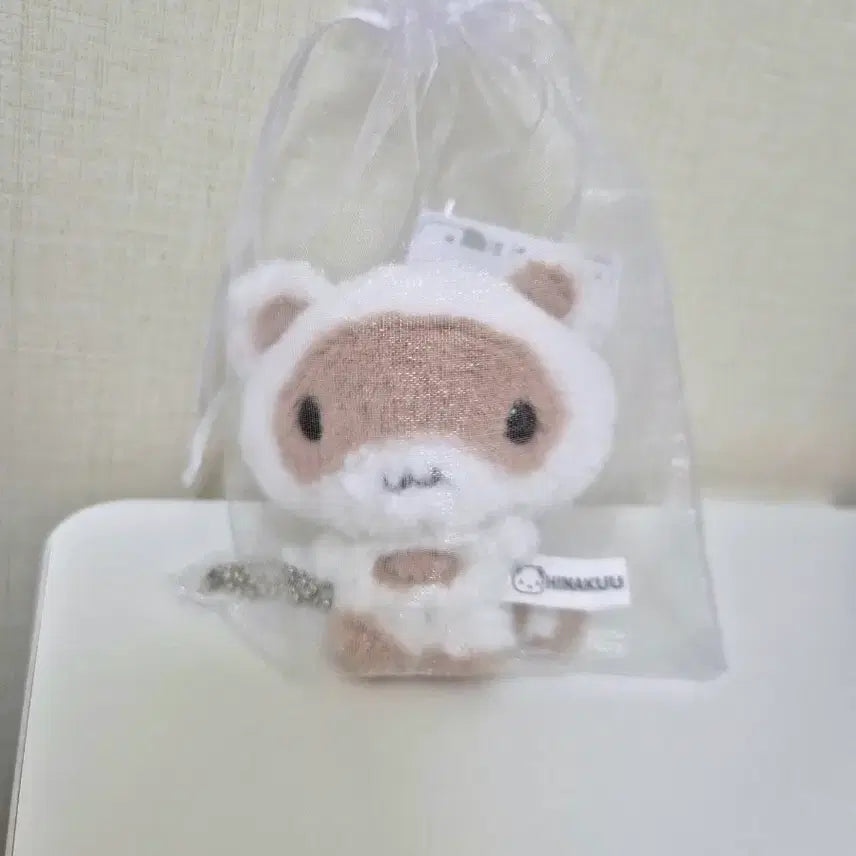 [BUNJANG] HinaKuu Nekuri Neruri Doll / 히나쿠우 너쿠리 너구리 인형 새상품