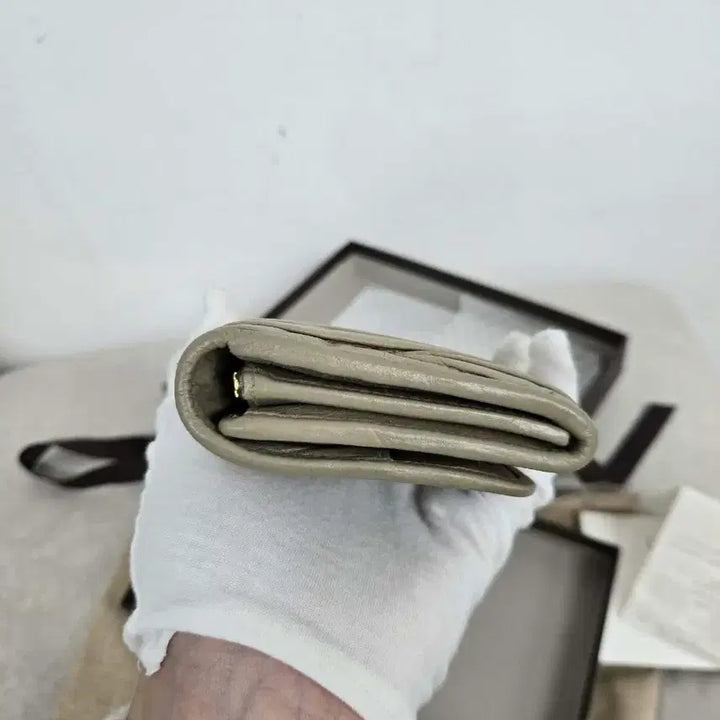 [BUNJANG] Miu Miu Matelassé Long Wallet / [정품][A급] 미우미우 마테라쎄 장지갑