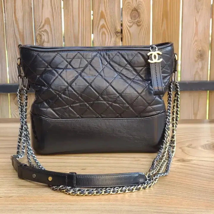 [BUNJANG] Chanel Gabrielle Medium / 샤넬 가브리엘 미듐